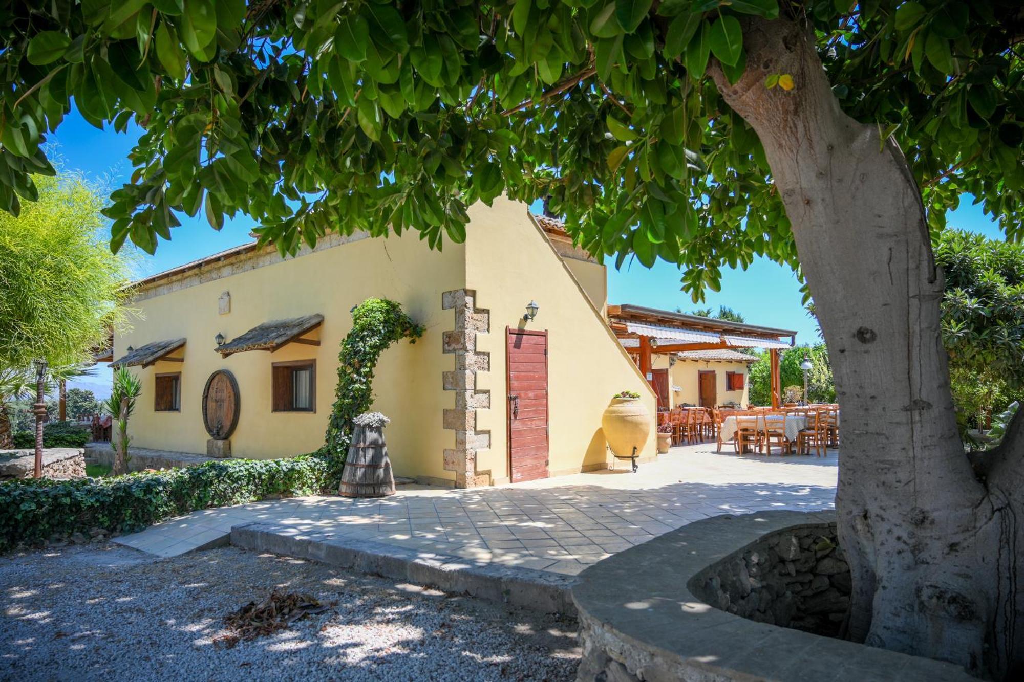 Agriturismo Torre Vendicari Noto Bagian luar foto